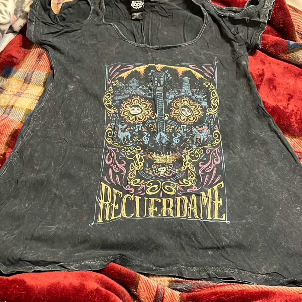 Womens Disney top 3x$10